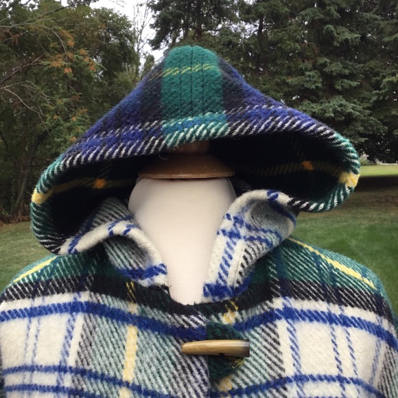 Vintage Irene Marshall Scottish Tartan Wool Toggle Fringe Coat - Picture 3 of 9